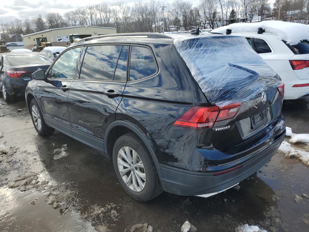 Автомобиль VOLKSWAGEN TIGUAN S 2020 | GrandCar Автомобиль VOLKSWAGEN TIGUAN S 2020 | GrandCar