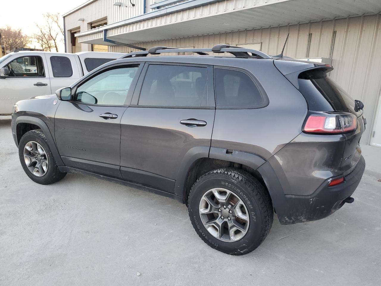 Автомобиль JEEP CHEROKEE TRAILHAWK 2019 | GrandCar Автомобиль JEEP CHEROKEE TRAILHAWK 2019 | GrandCar