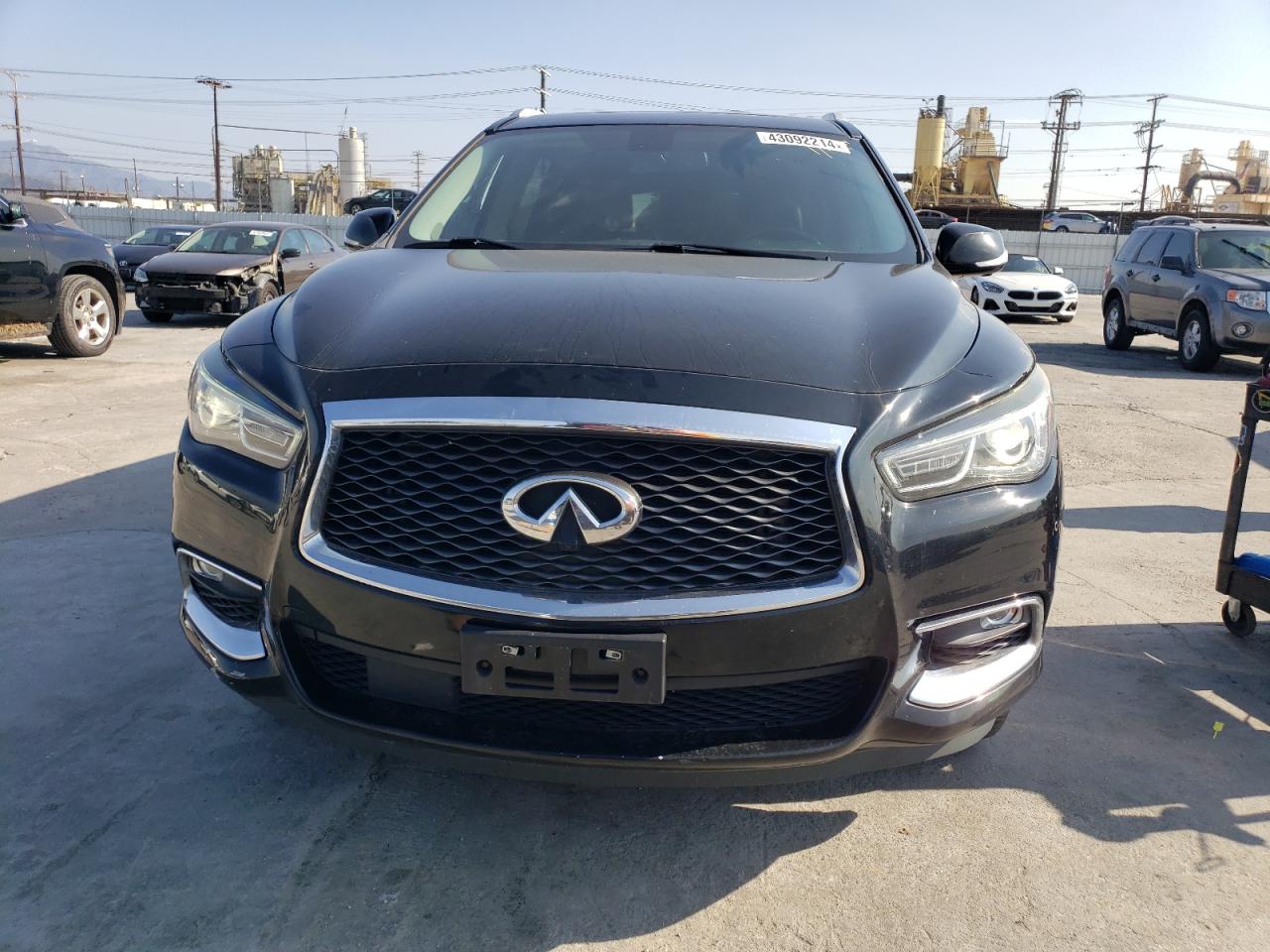 Автомобиль INFINITI QX60 2018 | GrandCar Автомобиль INFINITI QX60 2018 | GrandCar