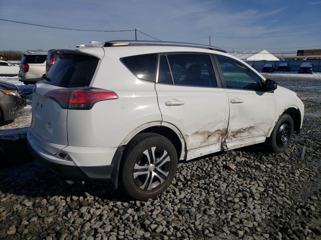 Автомобиль TOYOTA RAV4 LE 2016 | GrandCar Автомобиль TOYOTA RAV4 LE 2016 | GrandCar