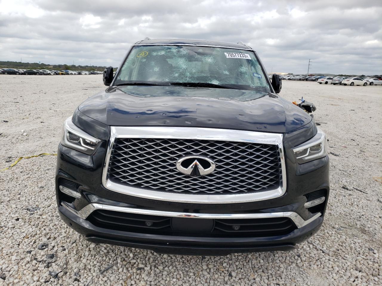 Автомобиль INFINITI QX80 LUXE 2020 | GrandCar Автомобиль INFINITI QX80 LUXE 2020 | GrandCar