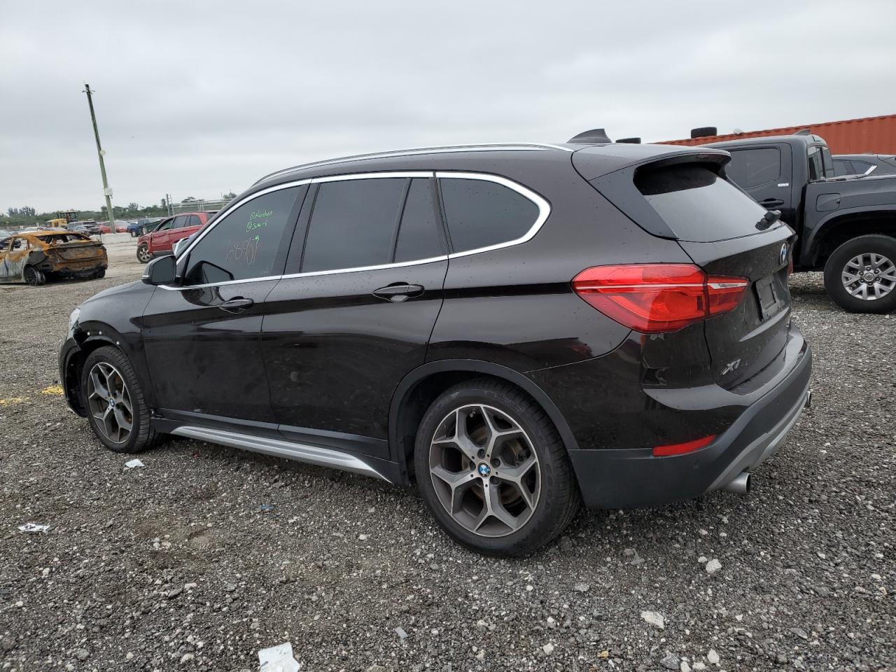 Автомобиль BMW X1 XDRIVE28I 2018 | GrandCar Автомобиль BMW X1 XDRIVE28I 2018 | GrandCar