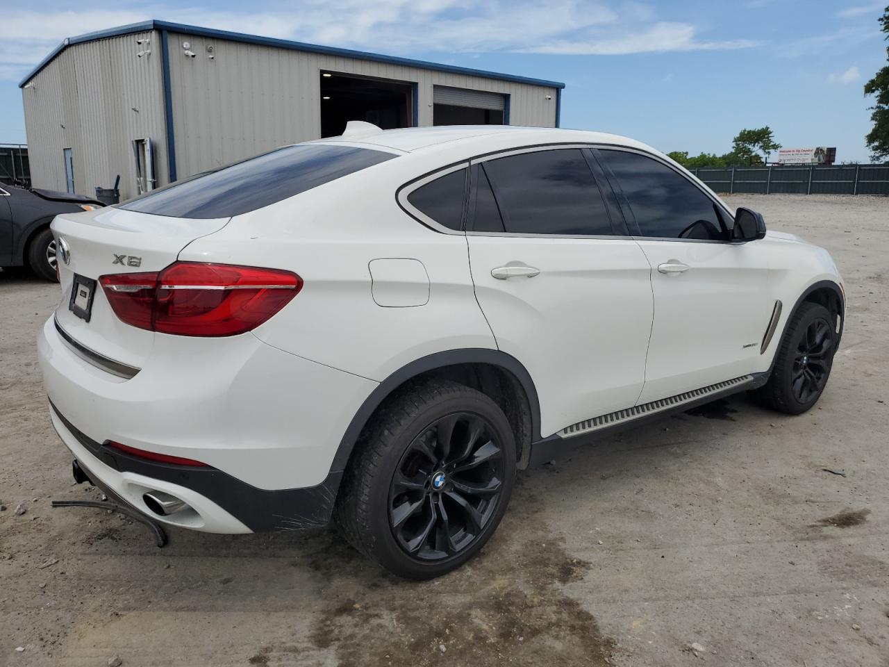 Автомобиль BMW X6 XDRIVE35I 2016 | GrandCar Автомобиль BMW X6 XDRIVE35I 2016 | GrandCar