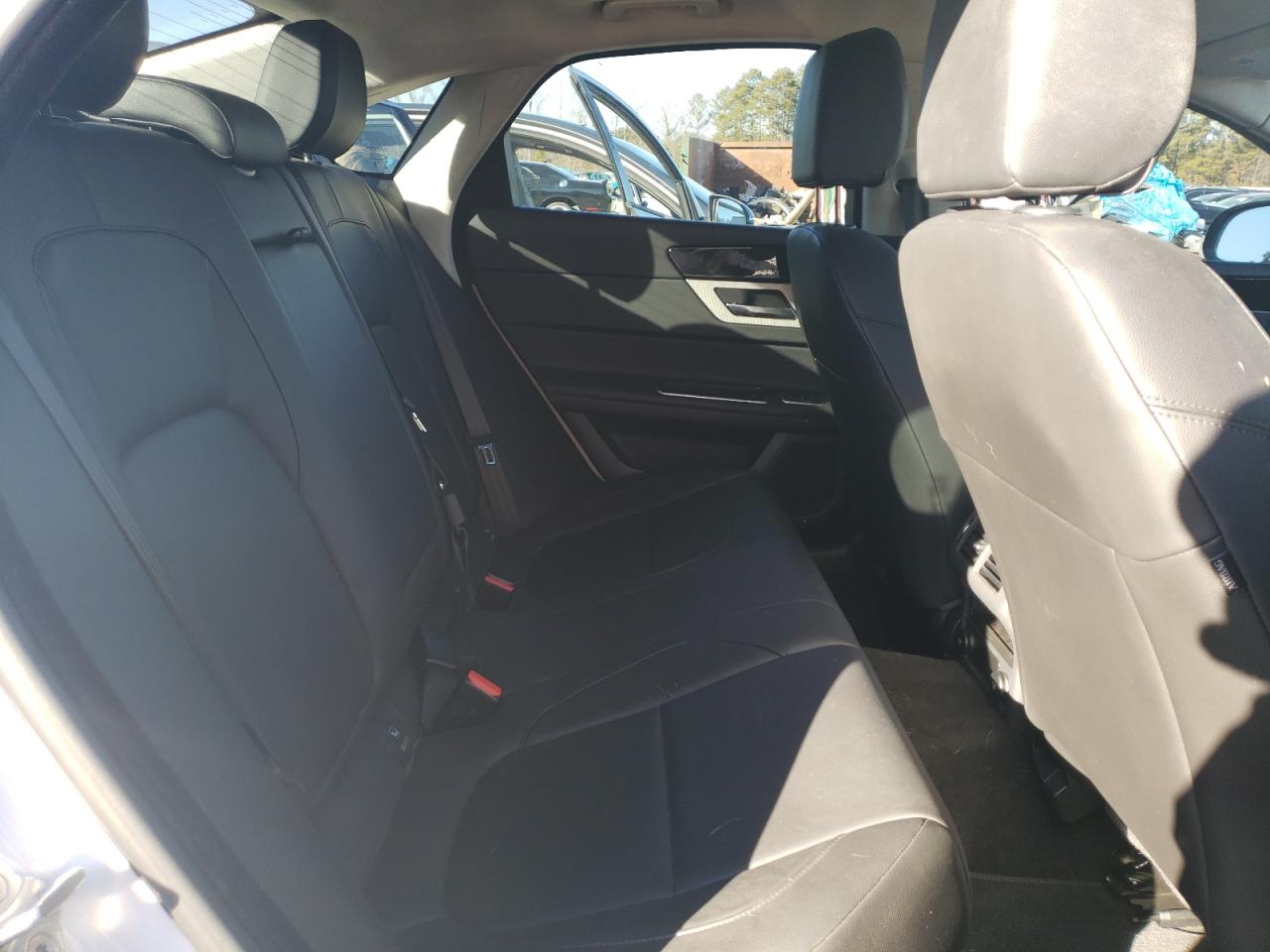 Автомобиль JAGUAR XF PREMIUM 2019 | GrandCar Автомобиль JAGUAR XF PREMIUM 2019 | GrandCar