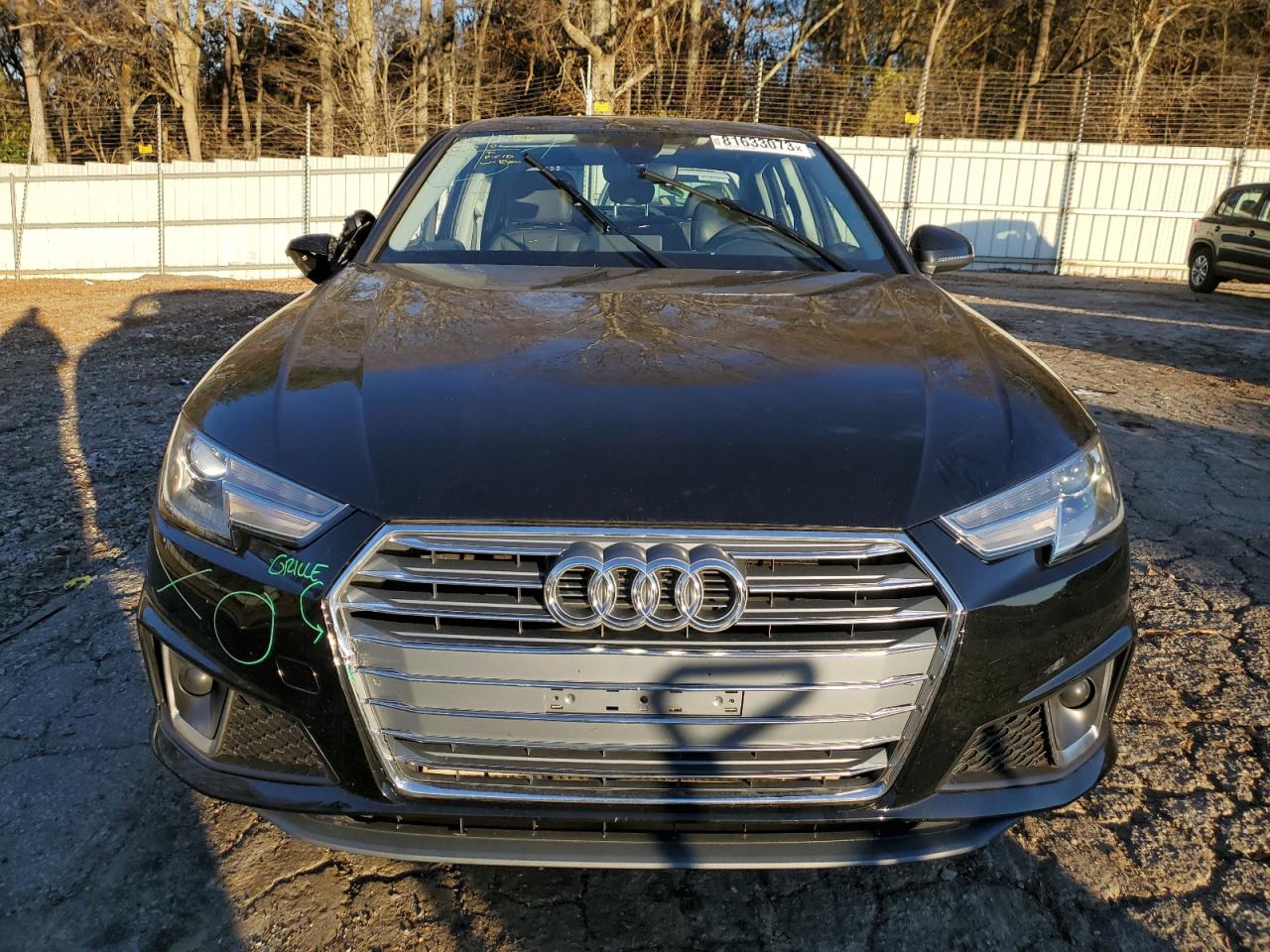Автомобиль AUDI A4 PREMIUM 2019 | GrandCar Автомобиль AUDI A4 PREMIUM 2019 | GrandCar
