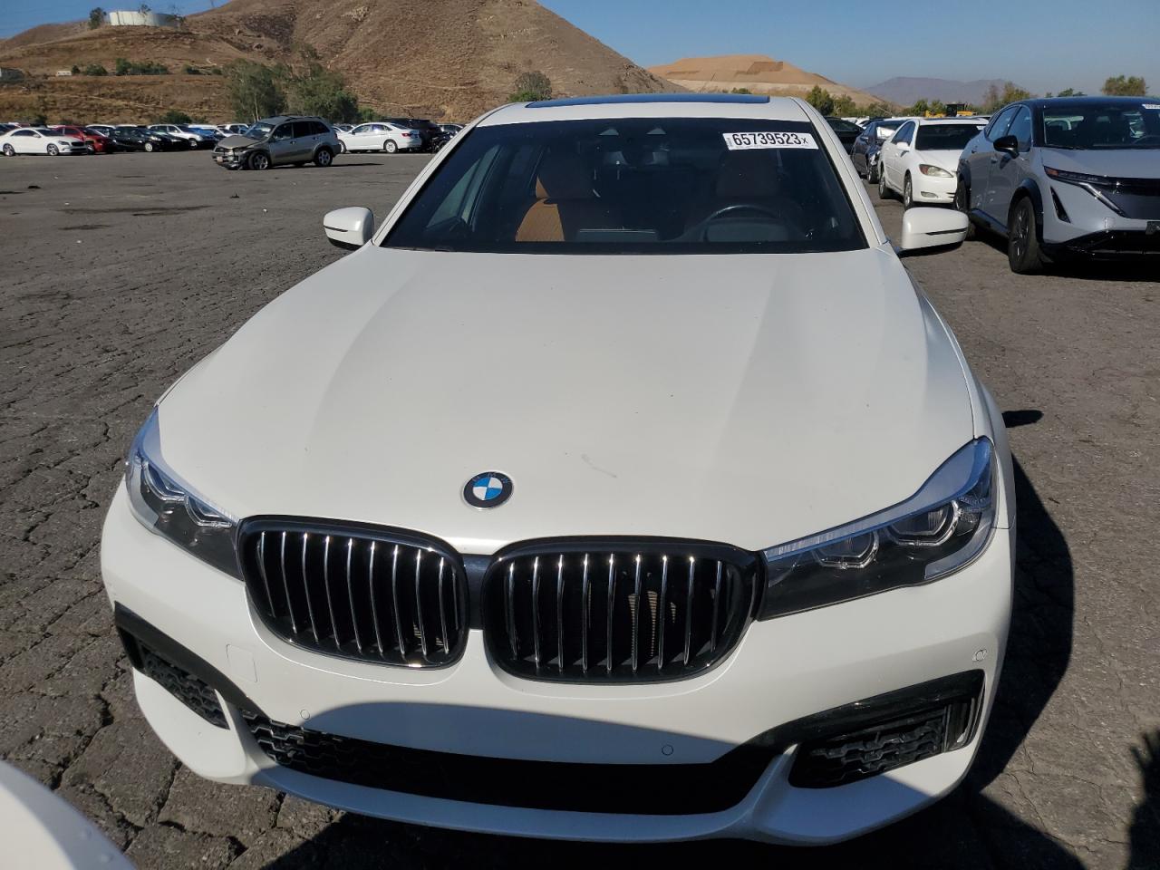 Автомобиль BMW 740 XI 2018 | GrandCar Автомобиль BMW 740 XI 2018 | GrandCar