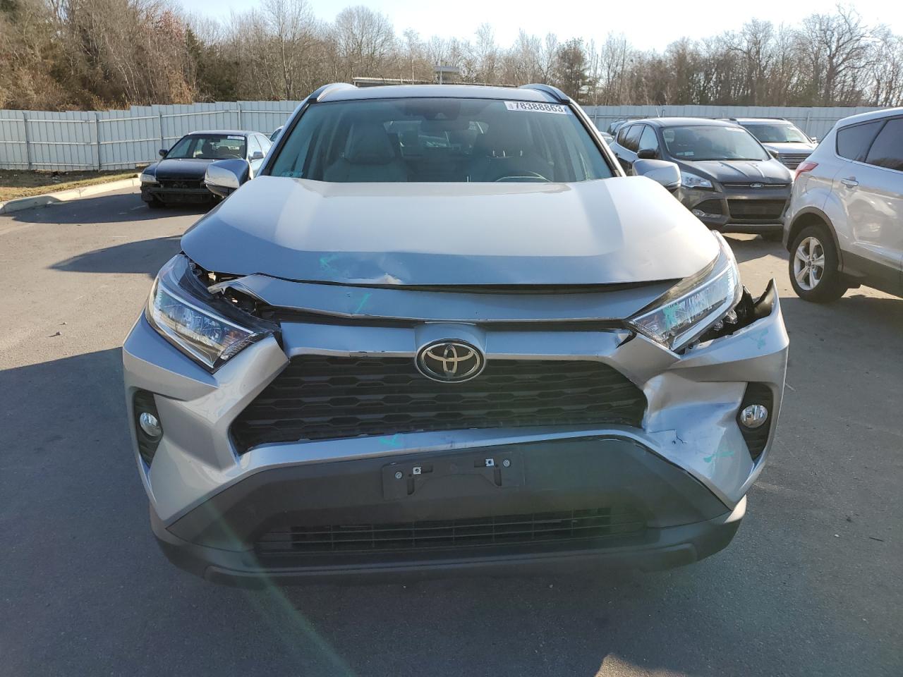 Автомобиль TOYOTA RAV4 XLE PREMIUM 2021 | GrandCar Автомобиль TOYOTA RAV4 XLE PREMIUM 2021 | GrandCar