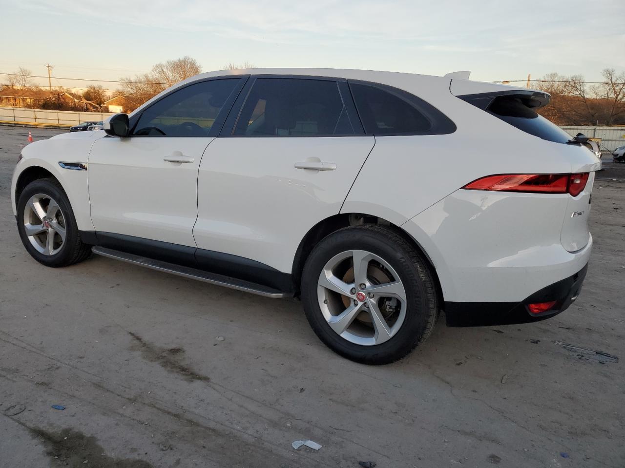 Автомобиль JAGUAR F-PACE PREMIUM 2018 | GrandCar Автомобиль JAGUAR F-PACE PREMIUM 2018 | GrandCar