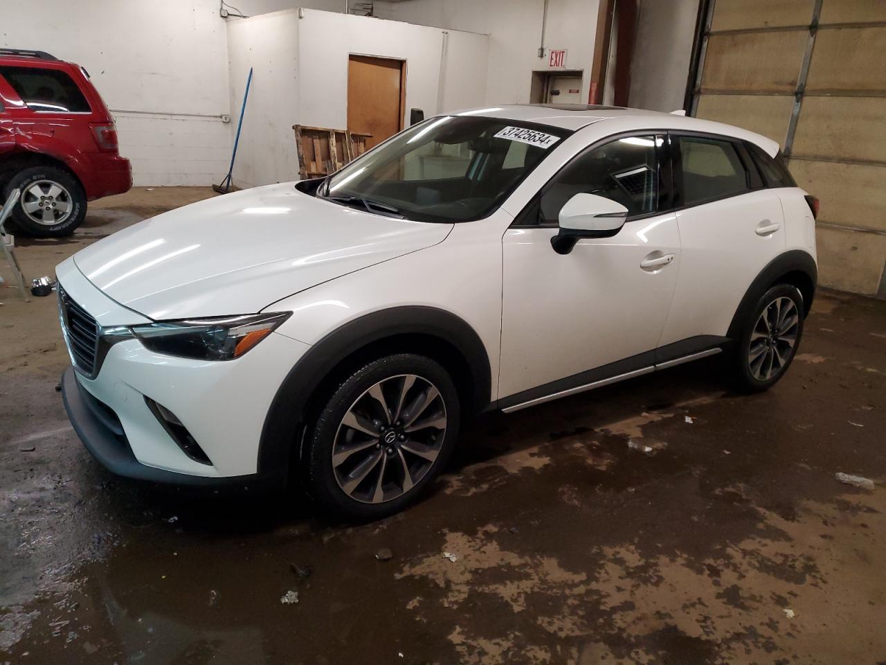 Автомобиль MAZDA CX-3 GRAND TOURING 2019 | GrandCar Автомобиль MAZDA CX-3 GRAND TOURING 2019 | GrandCar