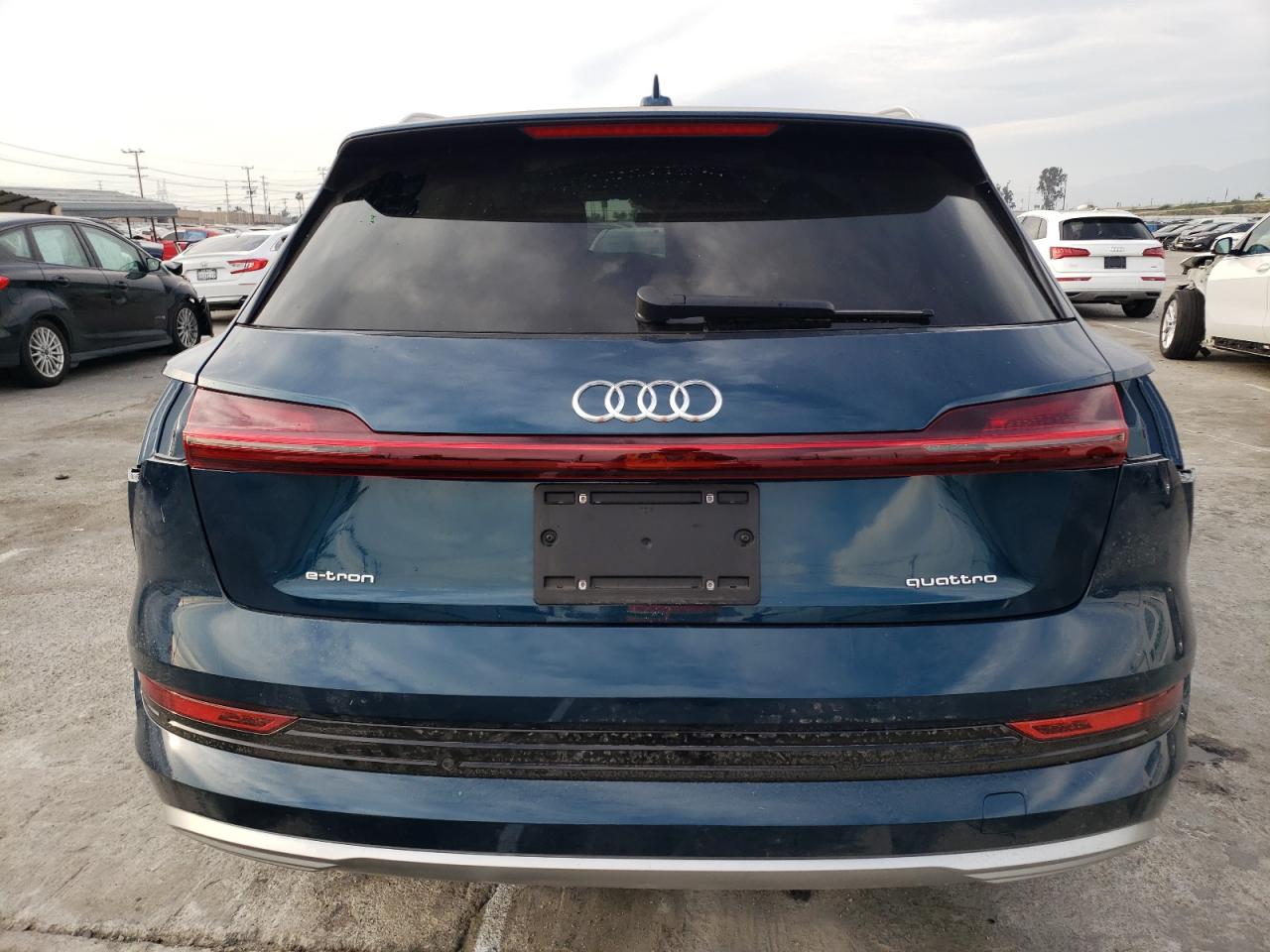 Автомобиль AUDI E-TRON PREMIUM PLUS 2023 | GrandCar Автомобиль AUDI E-TRON PREMIUM PLUS 2023 | GrandCar