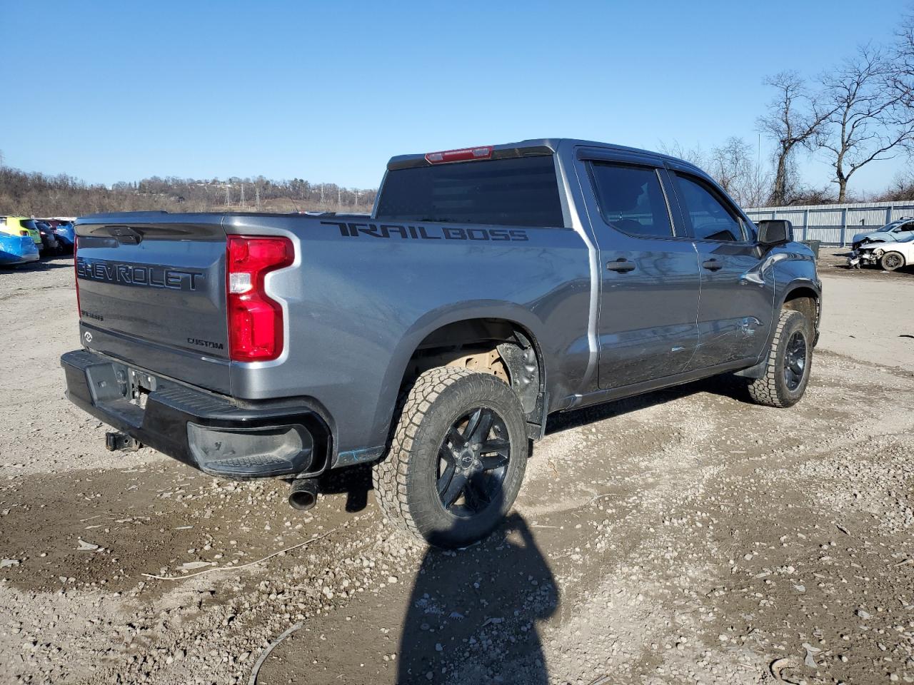 Автомобиль CHEVROLET SILVERADO K1500 TRAIL BOSS CUSTOM 2021 | GrandCar Автомобиль CHEVROLET SILVERADO K1500 TRAIL BOSS CUSTOM 2021 | GrandCar