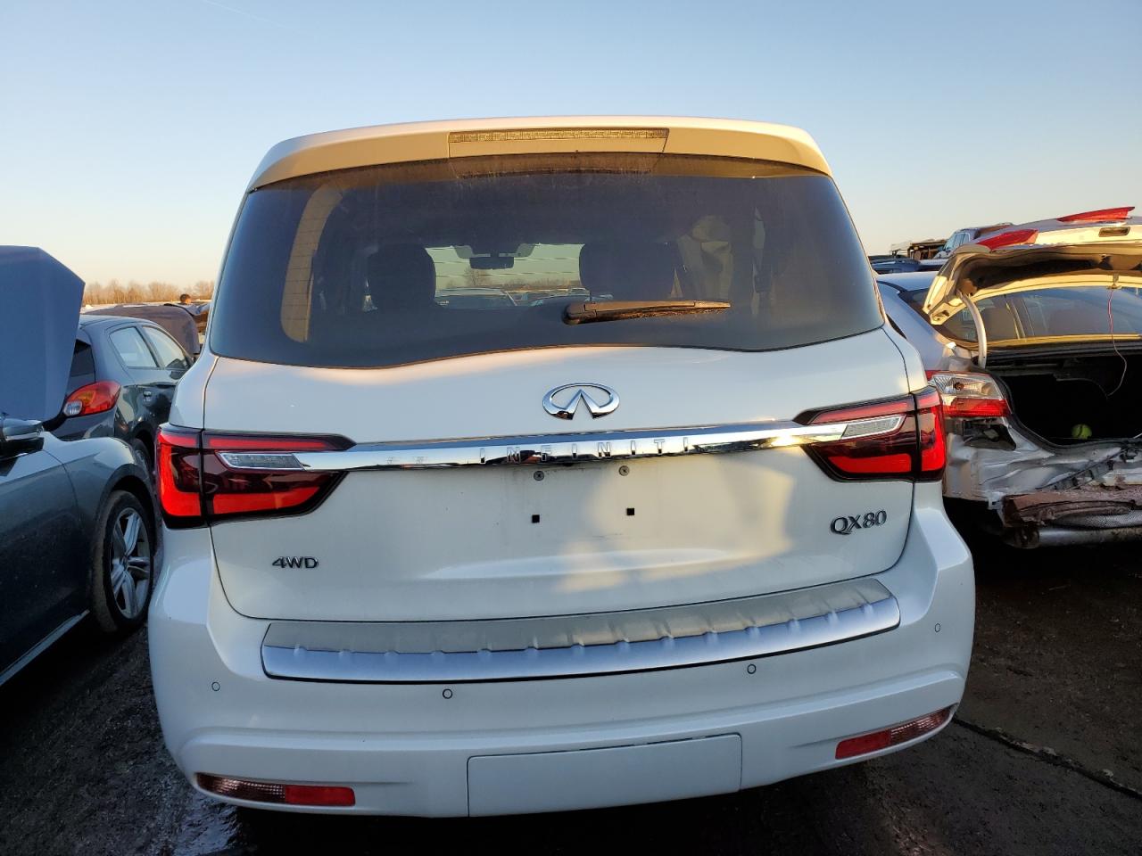 Автомобіль INFINITI QX80 LUXE 2021 | GrandCar Автомобіль INFINITI QX80 LUXE 2021 | GrandCar