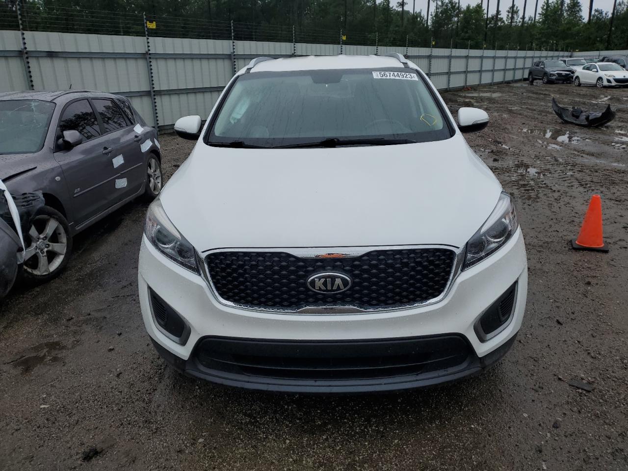 Автомобиль KIA SORENTO LX 2016 | GrandCar Автомобиль KIA SORENTO LX 2016 | GrandCar
