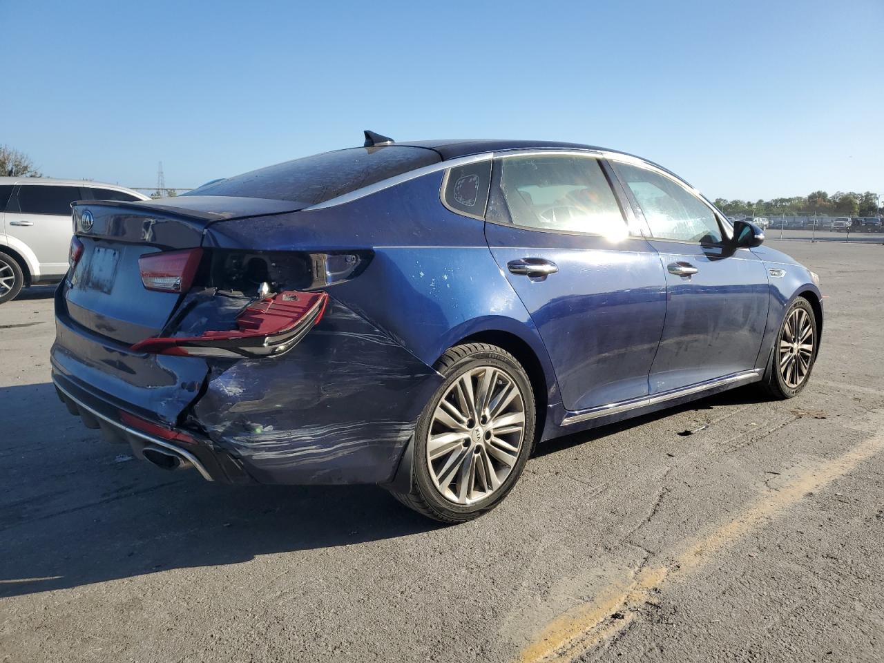 Автомобиль KIA OPTIMA SXL 2016 | GrandCar Автомобиль KIA OPTIMA SXL 2016 | GrandCar