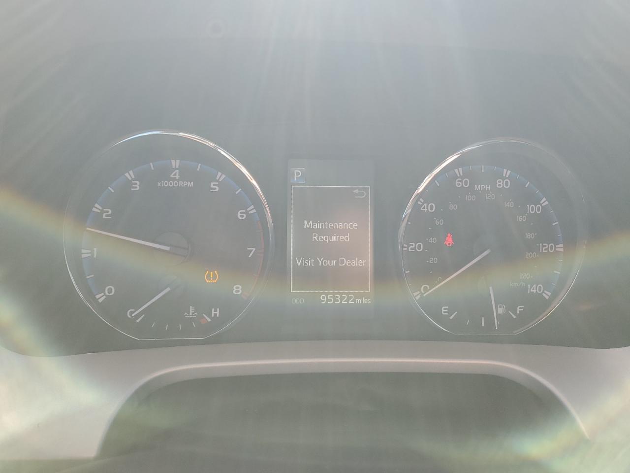 Автомобиль TOYOTA RAV4 XLE 2016 | GrandCar Автомобиль TOYOTA RAV4 XLE 2016 | GrandCar