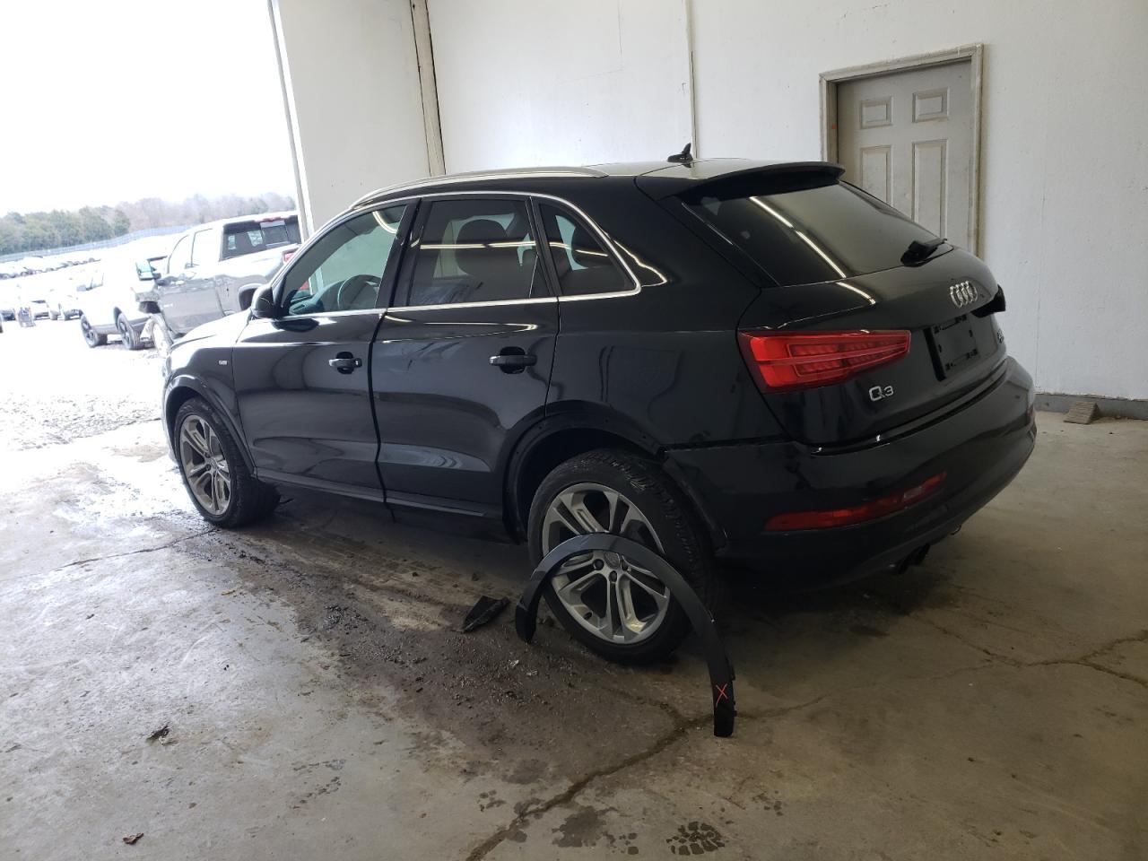 Автомобиль AUDI Q3 PREMIUM PLUS 2018 | GrandCar Автомобиль AUDI Q3 PREMIUM PLUS 2018 | GrandCar
