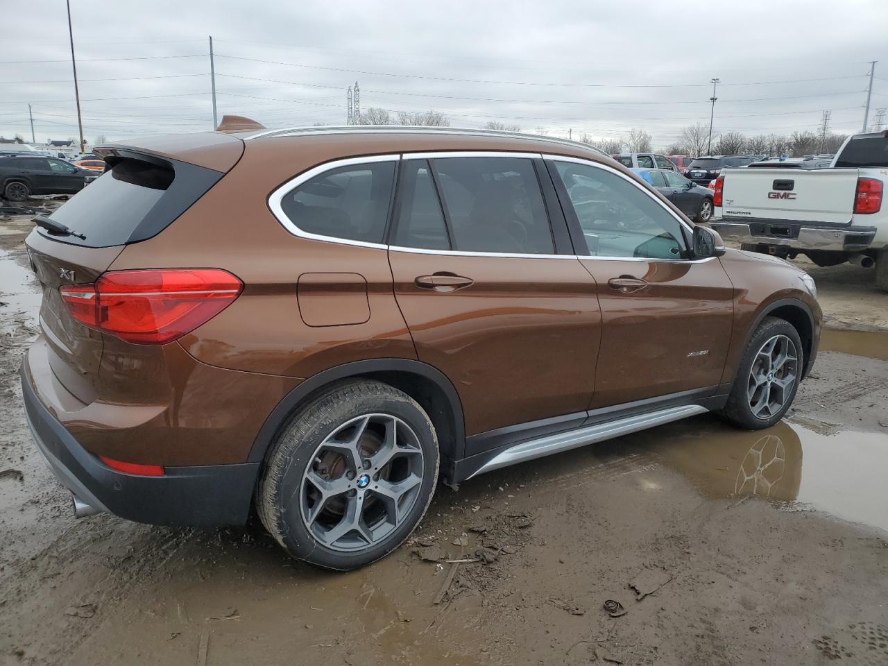 Автомобіль BMW X1 XDRIVE28I 2017 | GrandCar Автомобіль BMW X1 XDRIVE28I 2017 | GrandCar