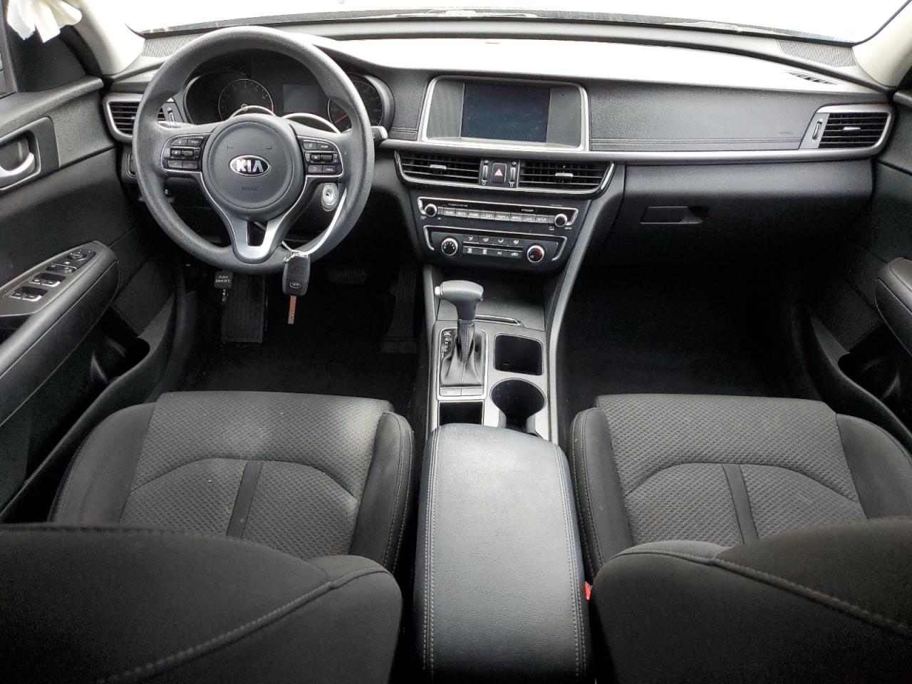Автомобиль KIA OPTIMA LX 2018 | GrandCar Автомобиль KIA OPTIMA LX 2018 | GrandCar