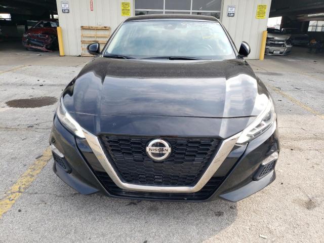 Автомобіль NISSAN ALTIMA SR 2020 | GrandCar Автомобіль NISSAN ALTIMA SR 2020 | GrandCar