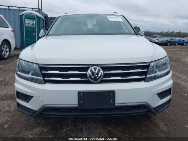 Автомобиль VOLKSWAGEN TIGUAN SE 2019 | GrandCar Автомобиль VOLKSWAGEN TIGUAN SE 2019 | GrandCar