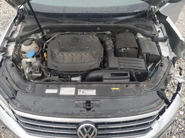 Автомобиль VOLKSWAGEN PASSAT SE 2018 | GrandCar Автомобиль VOLKSWAGEN PASSAT SE 2018 | GrandCar