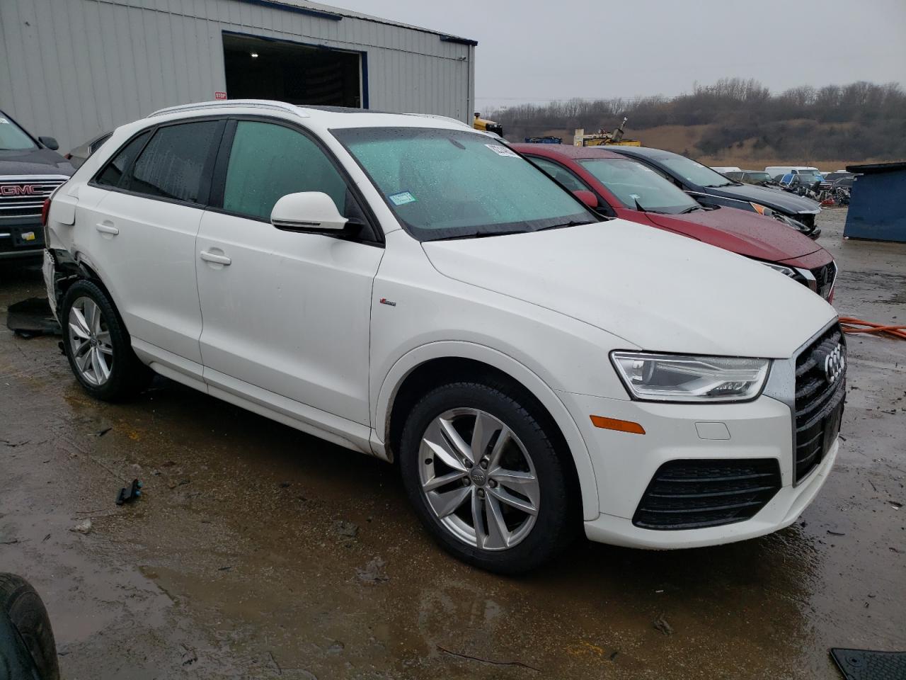 Автомобіль AUDI Q3 PREMIUM 2018 | GrandCar Автомобіль AUDI Q3 PREMIUM 2018 | GrandCar