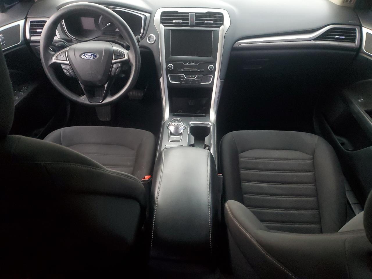 Автомобиль FORD FUSION SE 2020 | GrandCar Автомобиль FORD FUSION SE 2020 | GrandCar