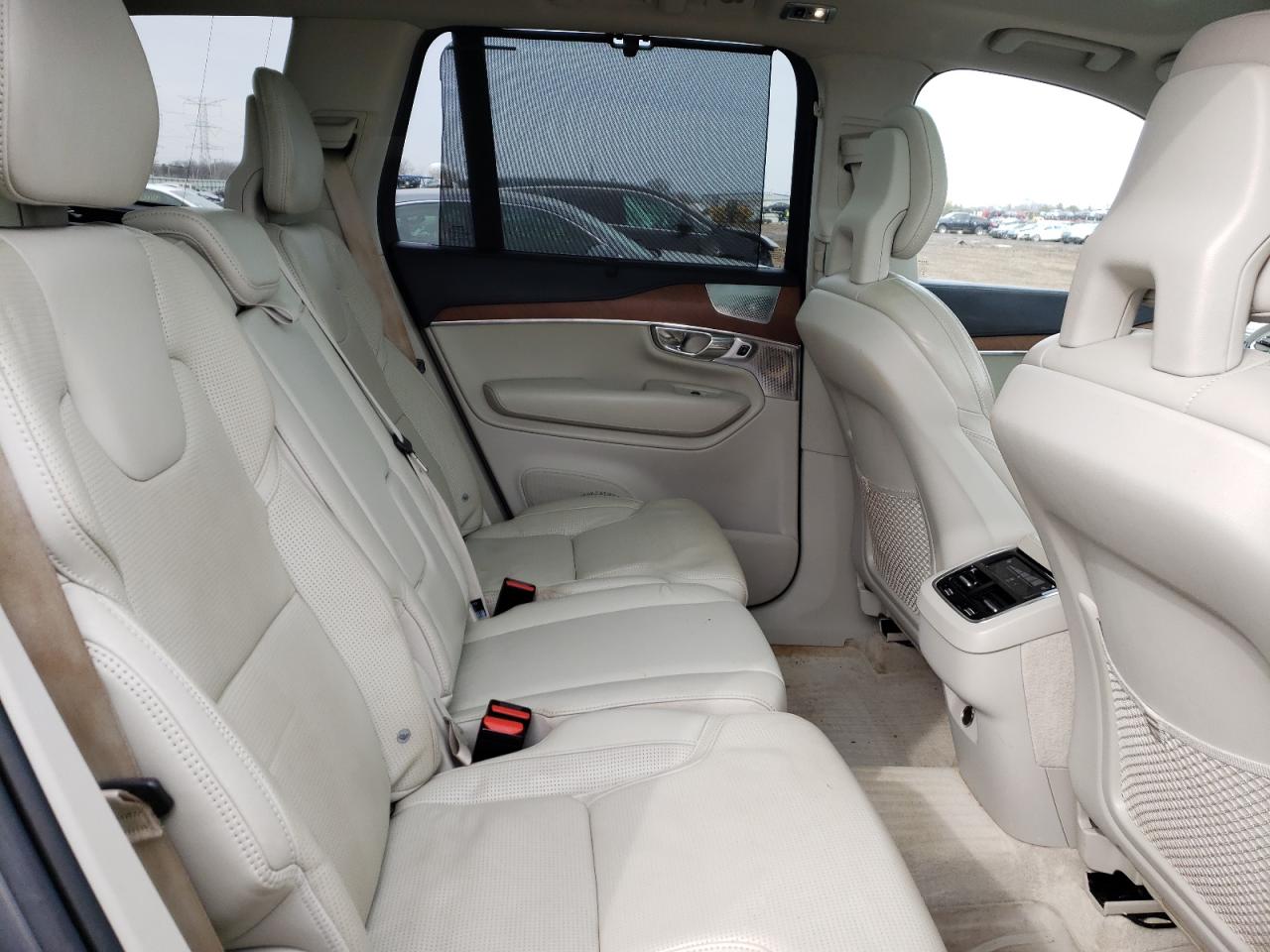 Автомобиль VOLVO XC90 T6 2016 | GrandCar Автомобиль VOLVO XC90 T6 2016 | GrandCar