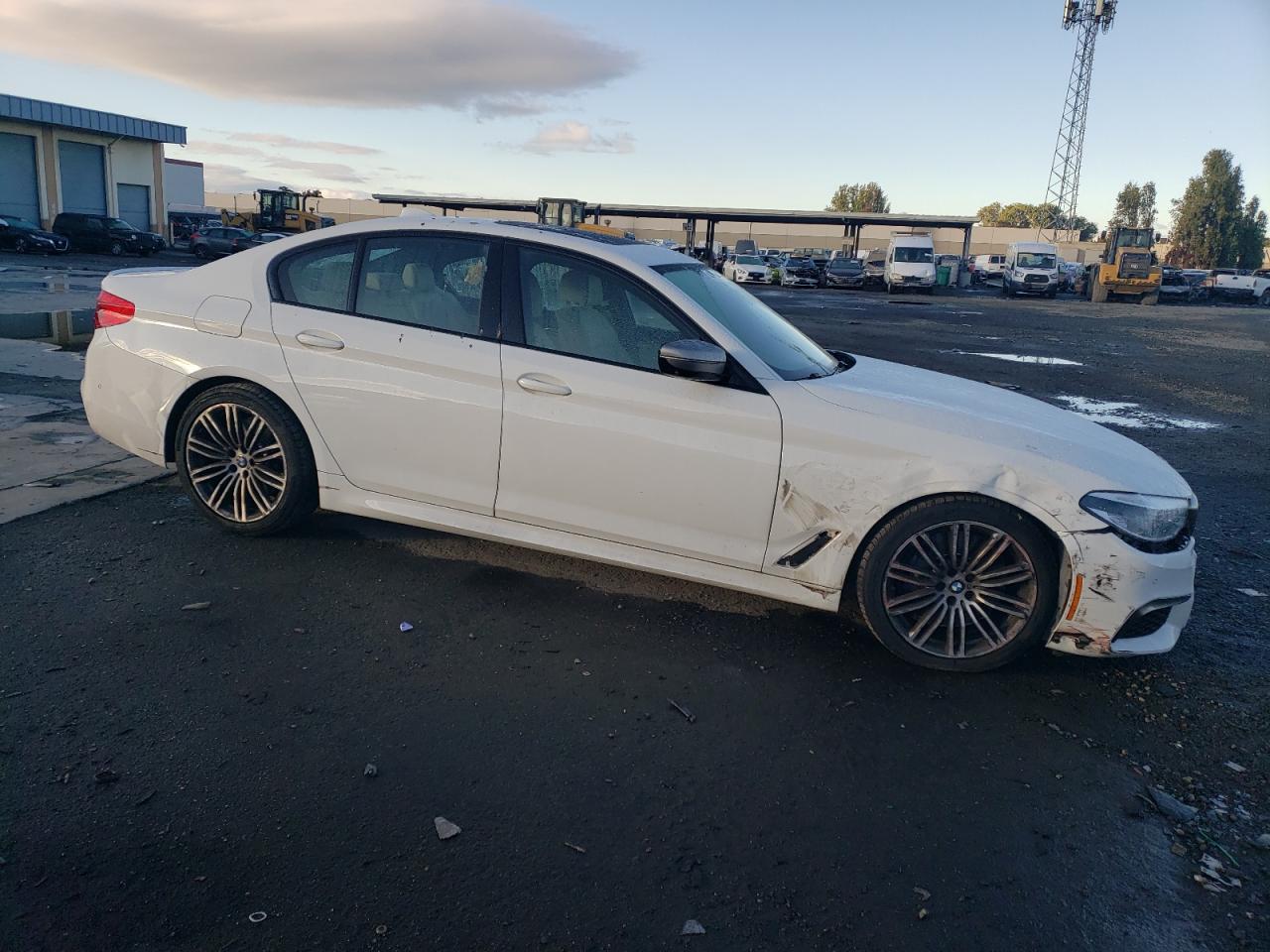 Автомобиль BMW M550XI 2019 | GrandCar Автомобиль BMW M550XI 2019 | GrandCar