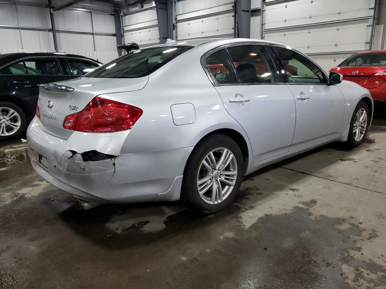 Автомобиль INFINITI G37 2013 | GrandCar Автомобиль INFINITI G37 2013 | GrandCar