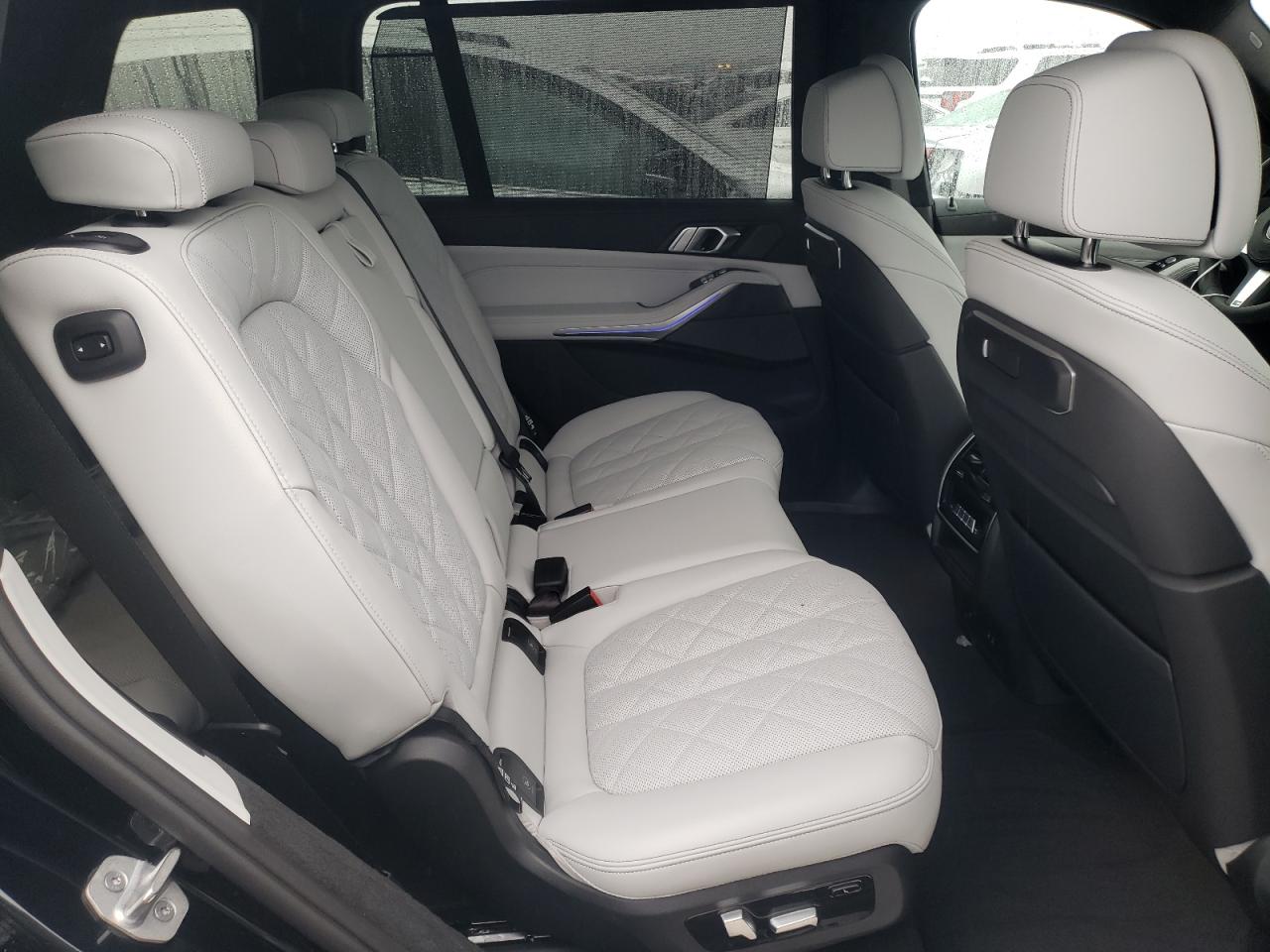 Автомобиль BMW X7 XDRIVE40I 2024 | GrandCar Автомобиль BMW X7 XDRIVE40I 2024 | GrandCar