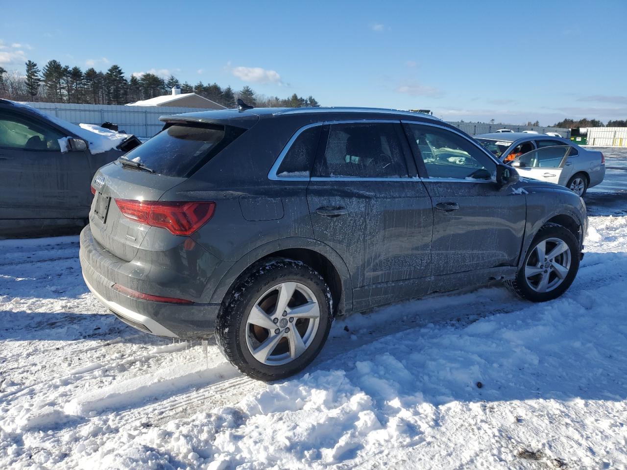 Автомобиль AUDI Q3 PREMIUM 2020 | GrandCar Автомобиль AUDI Q3 PREMIUM 2020 | GrandCar