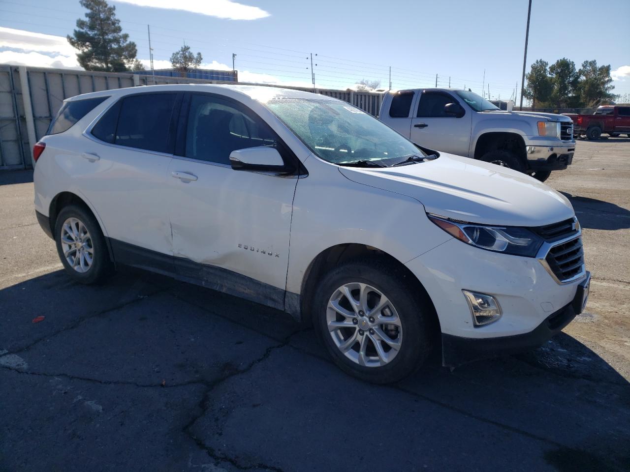 Автомобиль CHEVROLET EQUINOX LT 2018 | GrandCar Автомобиль CHEVROLET EQUINOX LT 2018 | GrandCar