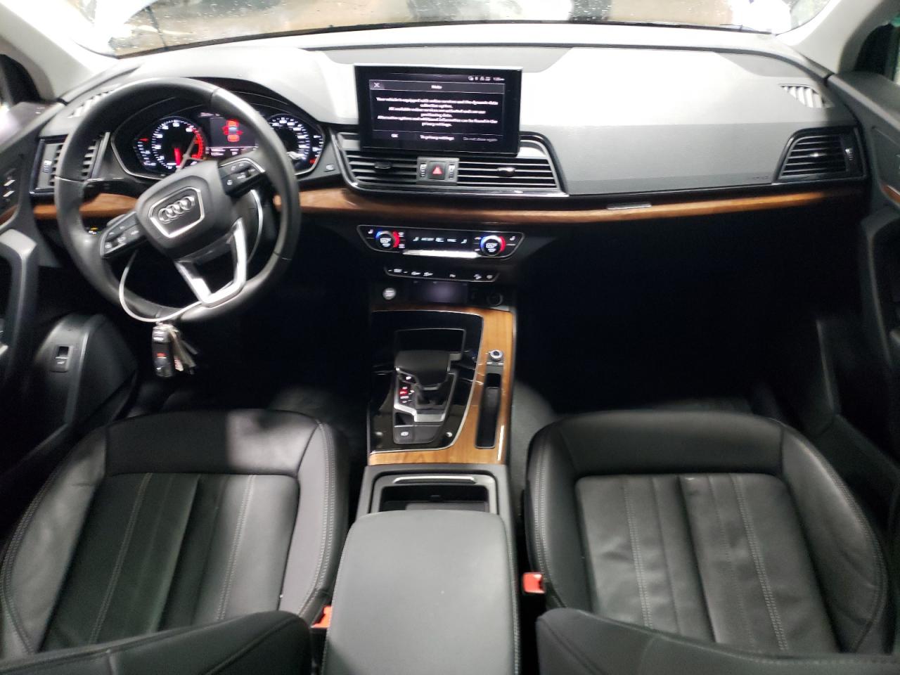Автомобиль AUDI Q5 PREMIUM 45 2022 | GrandCar Автомобиль AUDI Q5 PREMIUM 45 2022 | GrandCar