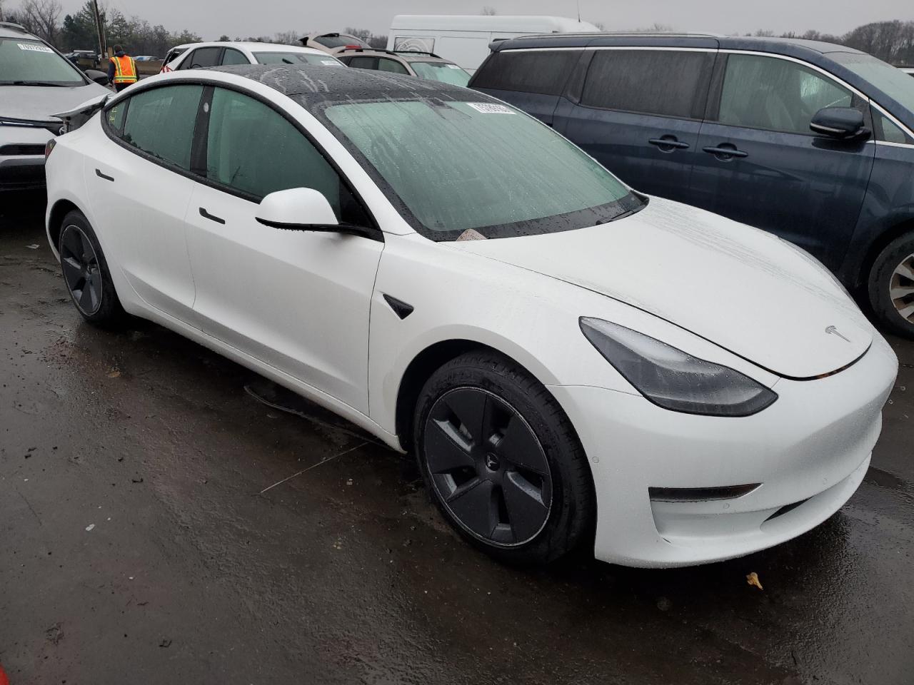 Автомобиль TESLA MODEL 3 2021 | GrandCar