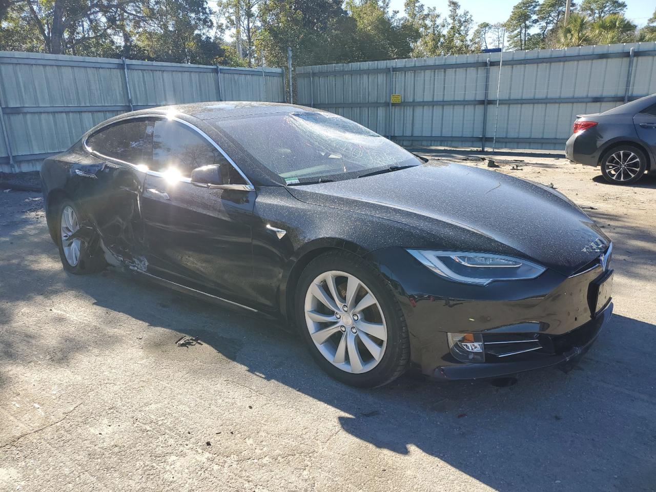 Автомобиль TESLA MODEL S 2017 | GrandCar Автомобиль TESLA MODEL S 2017 | GrandCar