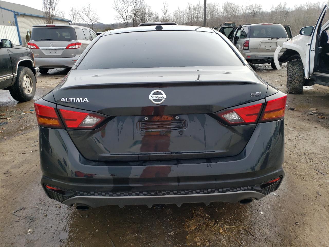 Автомобиль NISSAN ALTIMA SR 2019 | GrandCar Автомобиль NISSAN ALTIMA SR 2019 | GrandCar