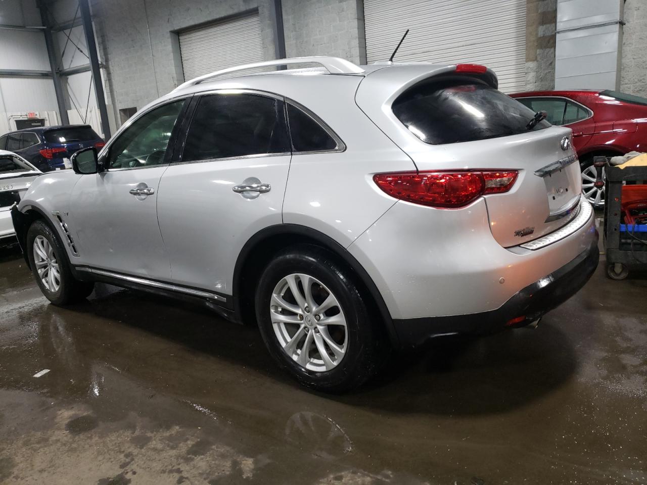 Автомобіль INFINITI QX70 2014 | GrandCar Автомобіль INFINITI QX70 2014 | GrandCar