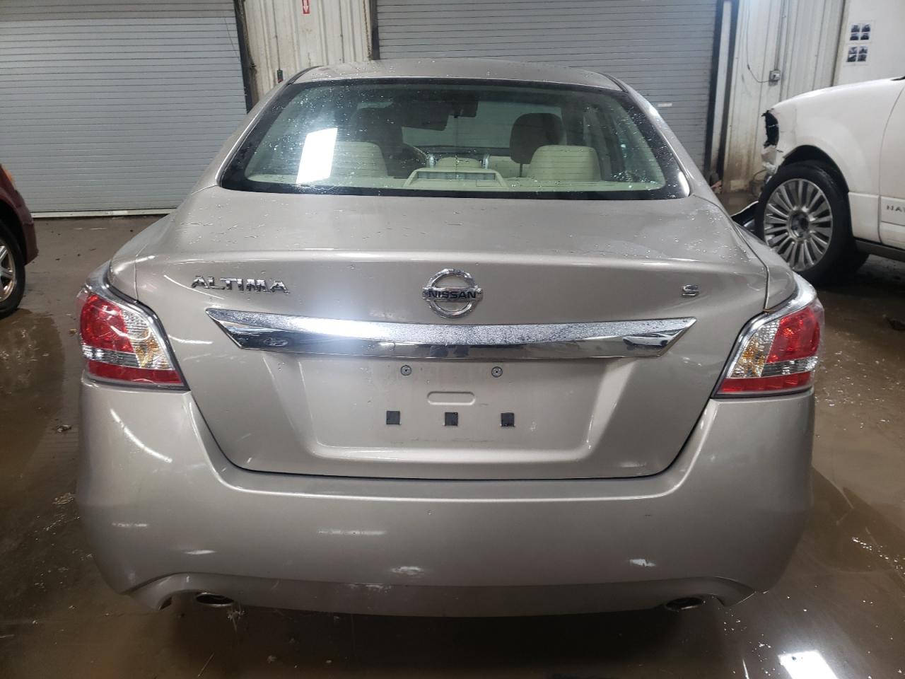 Автомобиль NISSAN ALTIMA S 2015 | GrandCar Автомобиль NISSAN ALTIMA S 2015 | GrandCar