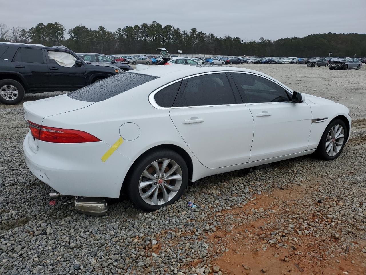 Автомобиль JAGUAR XF PREMIUM 2019 | GrandCar Автомобиль JAGUAR XF PREMIUM 2019 | GrandCar