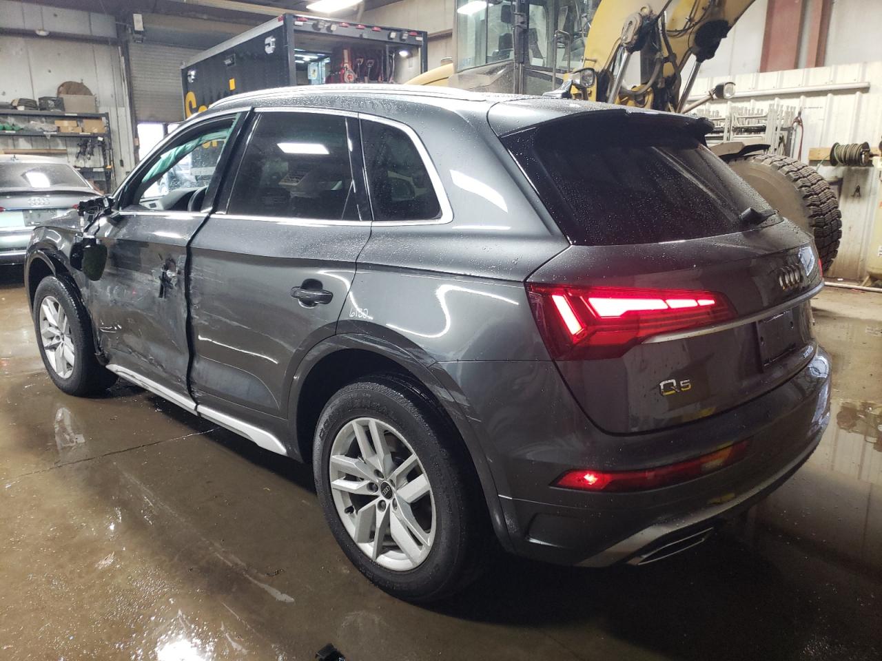 Автомобиль AUDI Q5 PREMIUM 45 2022 | GrandCar Автомобиль AUDI Q5 PREMIUM 45 2022 | GrandCar