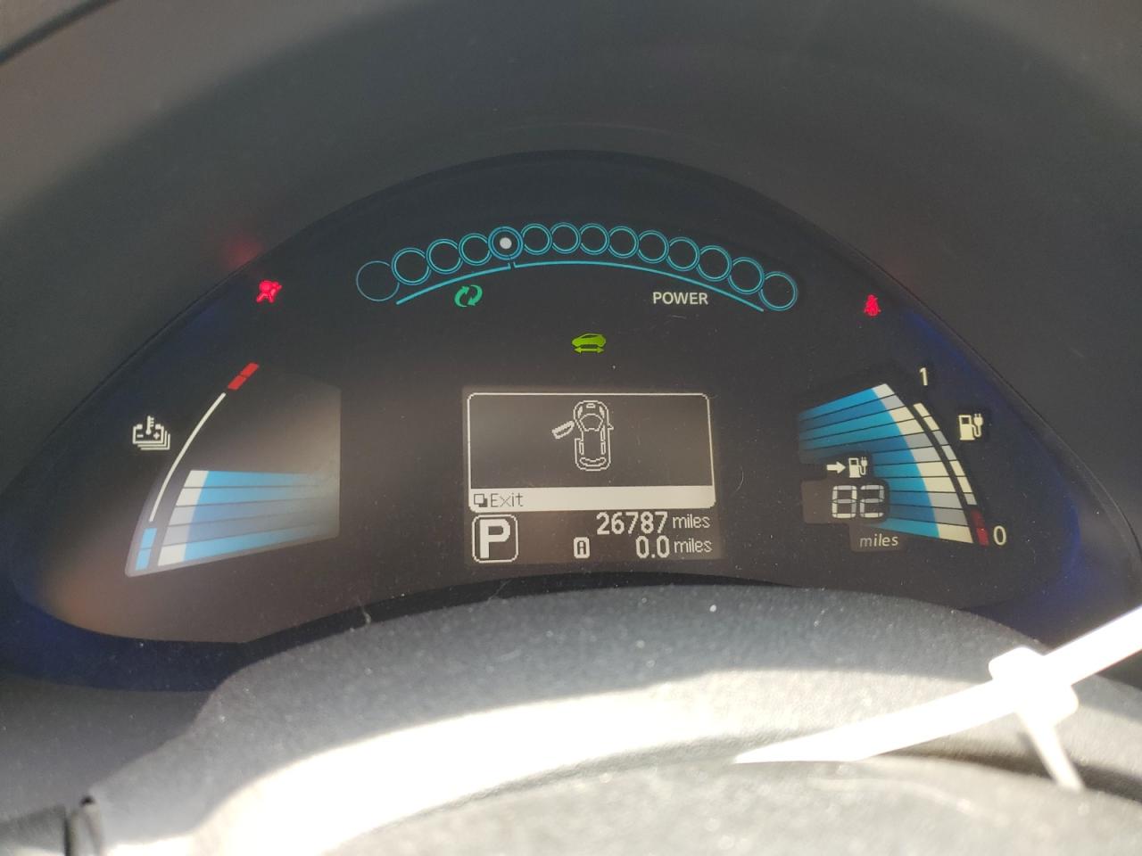 Автомобиль NISSAN LEAF S 2017 | GrandCar Автомобиль NISSAN LEAF S 2017 | GrandCar