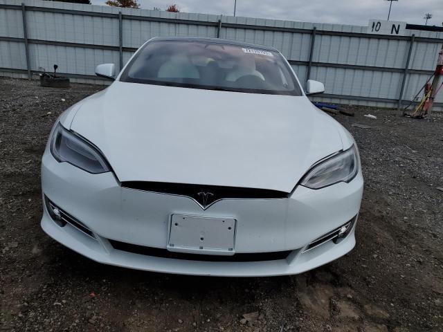 Автомобиль TESLA MODEL S 2020 | GrandCar Автомобиль TESLA MODEL S 2020 | GrandCar
