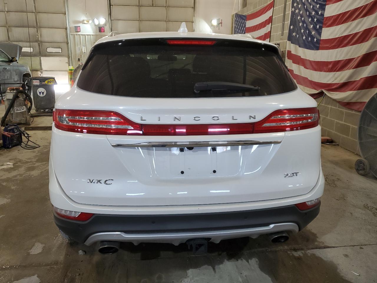 Автомобиль LINCOLN MKC RESERVE 2019 | GrandCar Автомобиль LINCOLN MKC RESERVE 2019 | GrandCar