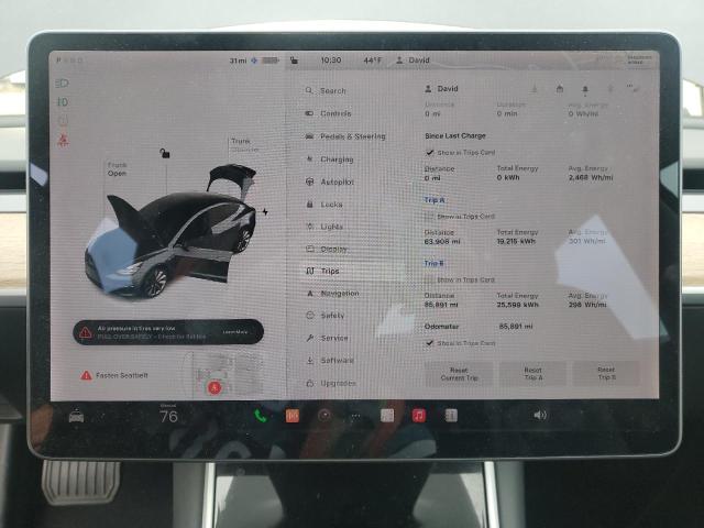 Автомобіль TESLA MODEL 3 2018 | GrandCar Автомобіль TESLA MODEL 3 2018 | GrandCar