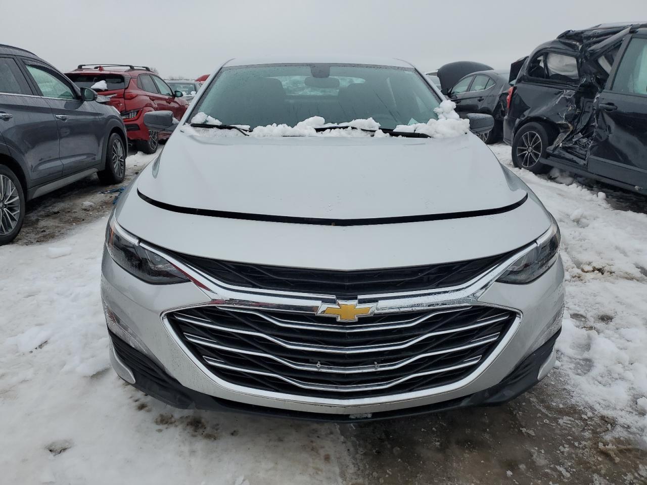 Автомобиль CHEVROLET MALIBU LT 2022 | GrandCar Автомобиль CHEVROLET MALIBU LT 2022 | GrandCar