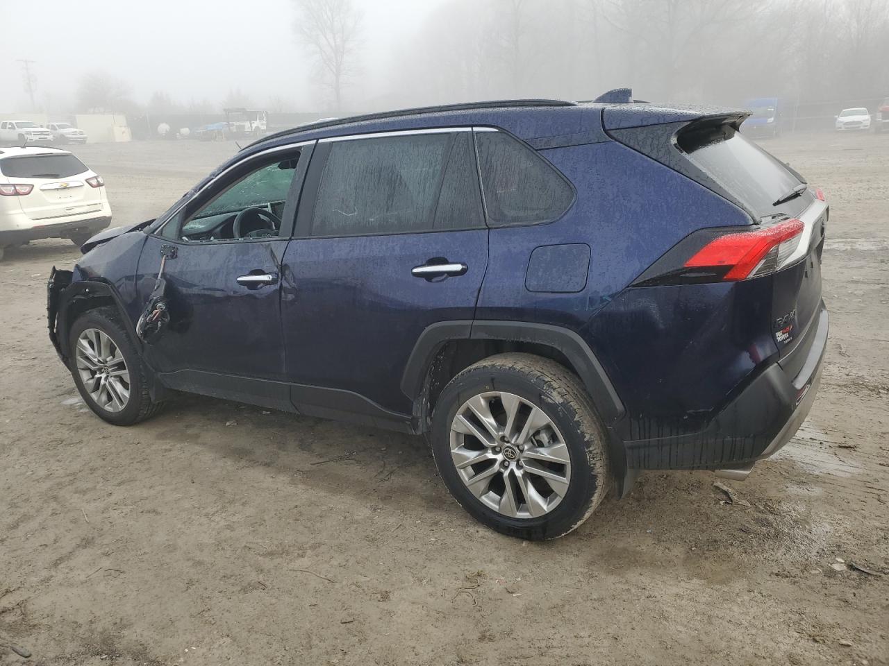 Автомобиль TOYOTA RAV4 LIMITED 2022 | GrandCar Автомобиль TOYOTA RAV4 LIMITED 2022 | GrandCar