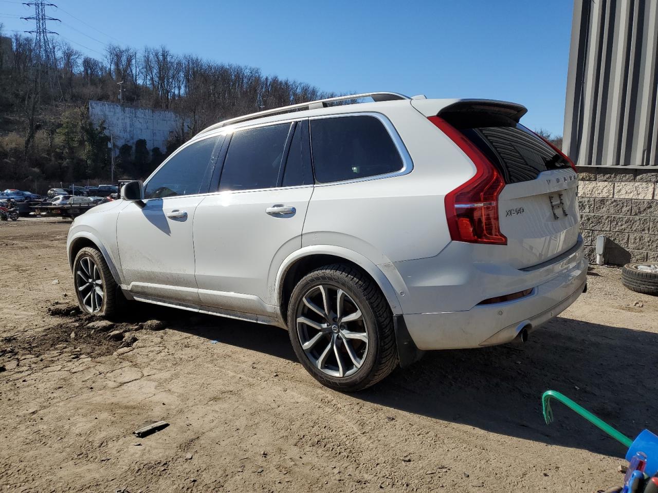 Автомобиль VOLVO XC90 T5 2017 | GrandCar Автомобиль VOLVO XC90 T5 2017 | GrandCar