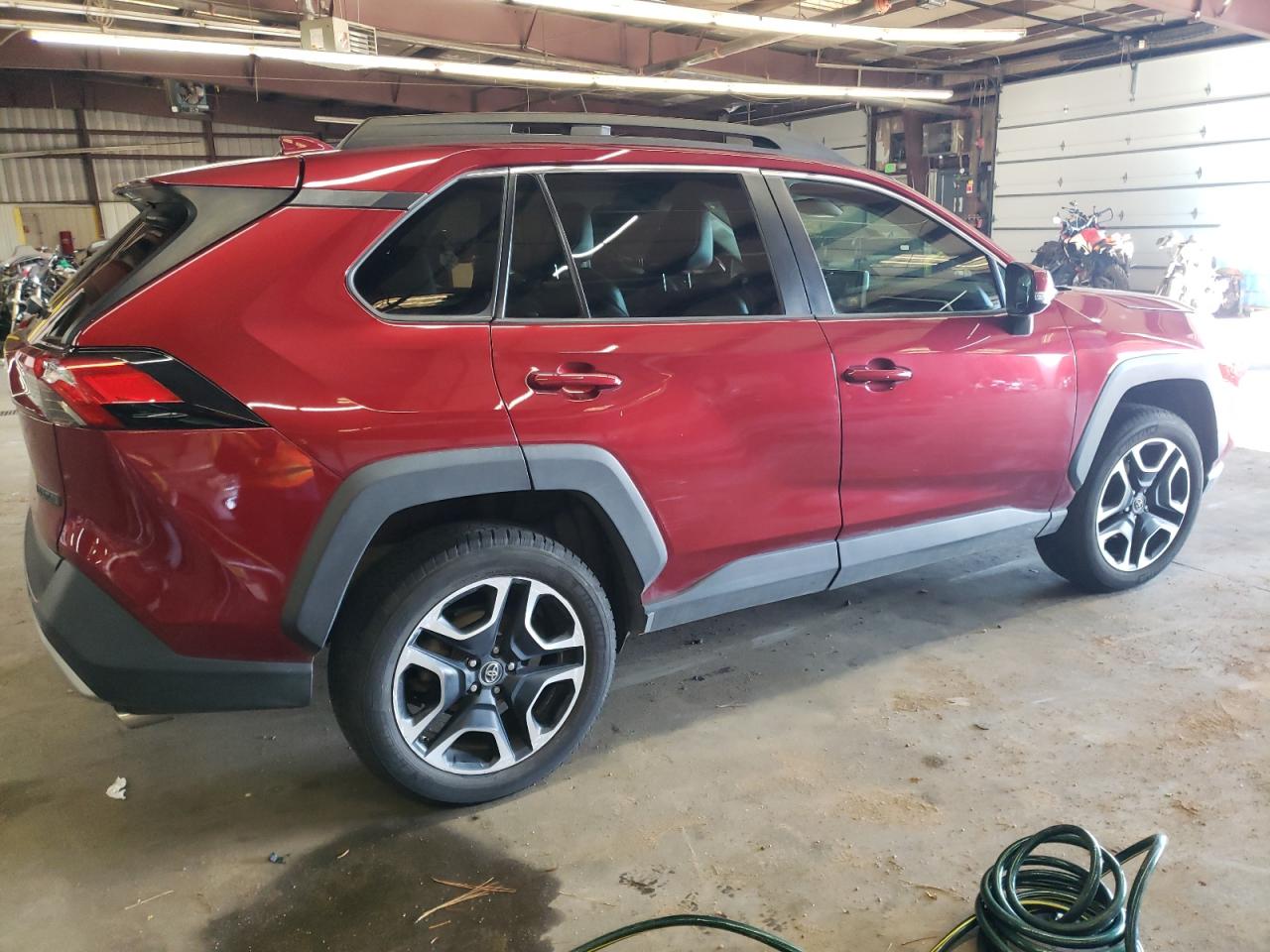 Автомобіль TOYOTA RAV4 ADVENTURE 2019 | GrandCar Автомобіль TOYOTA RAV4 ADVENTURE 2019 | GrandCar