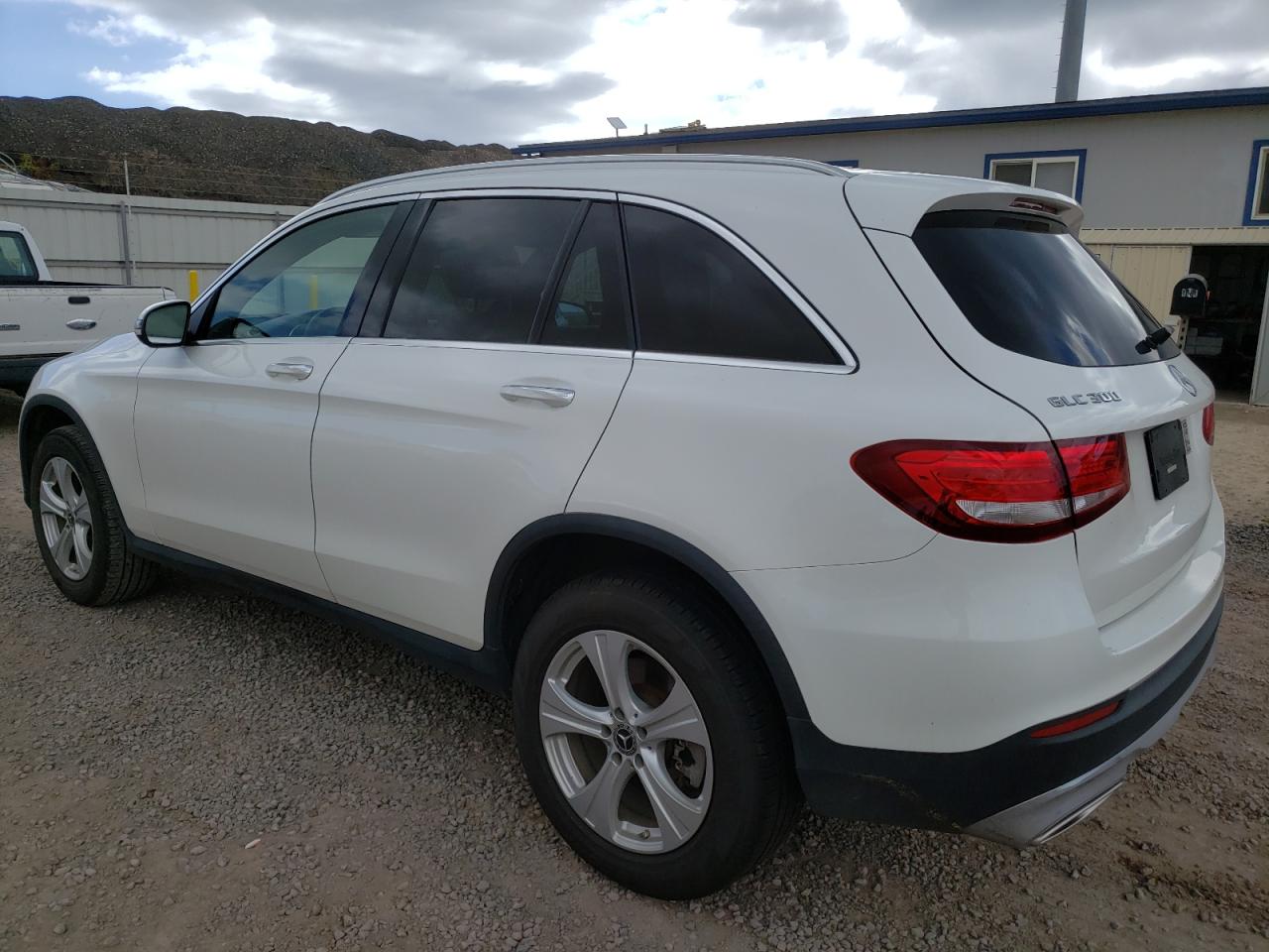 Автомобиль MERCEDES-BENZ GLC 300 2018 | GrandCar Автомобиль MERCEDES-BENZ GLC 300 2018 | GrandCar